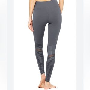 Alo Grey Yoga High Waist Moto Leggings Large